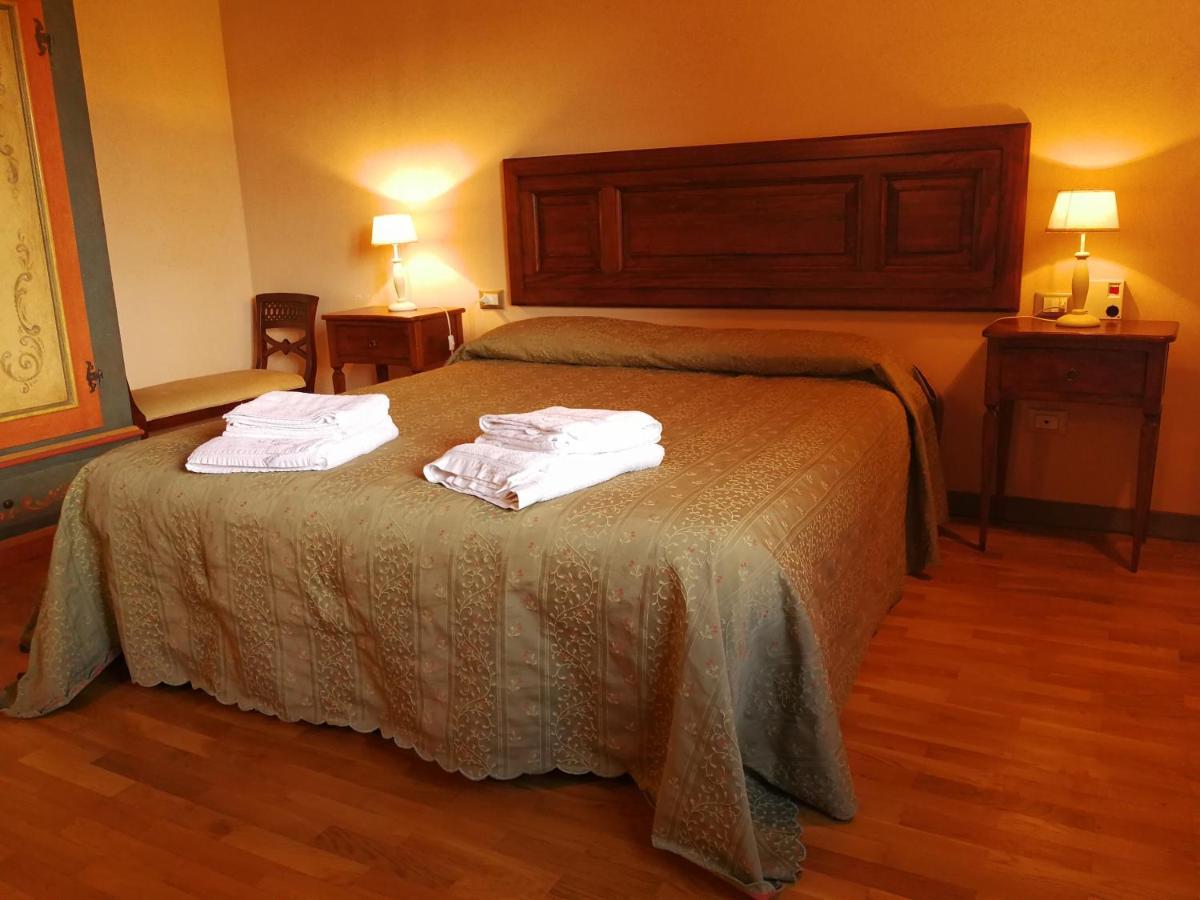 Residence Il Poggiolino Montecarelli Bilik gambar