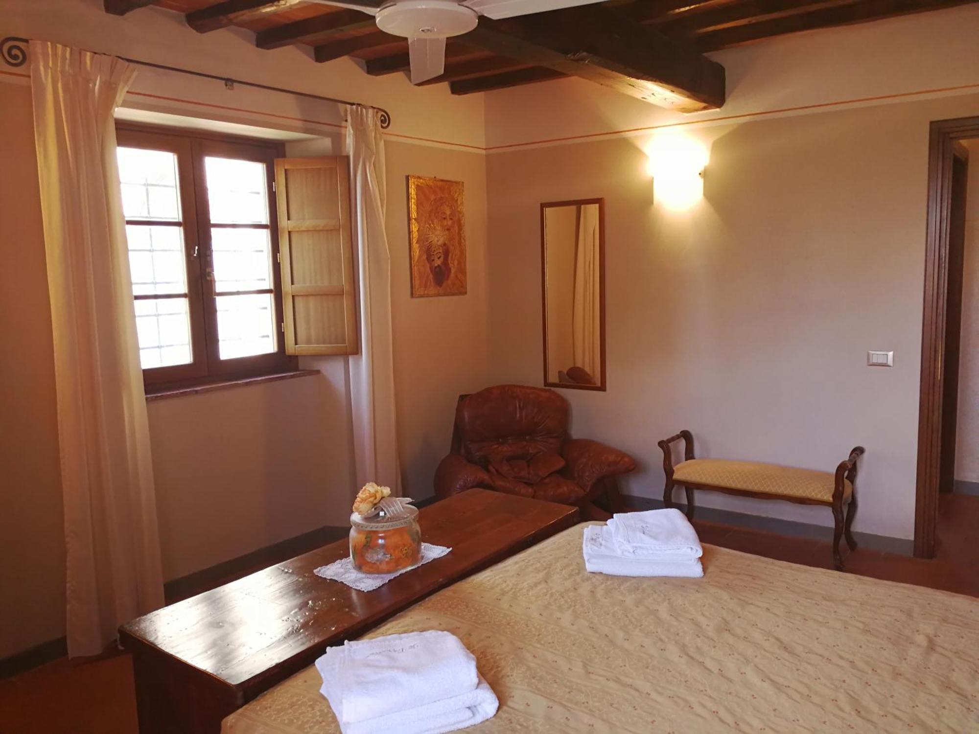 Residence Il Poggiolino Montecarelli Bilik gambar